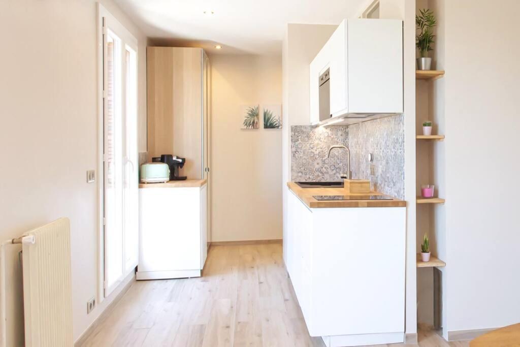 Apartament L36 Sea View Terrace 10Min Walking To Sea/Parking & Ac Nicea Zewnętrze zdjęcie