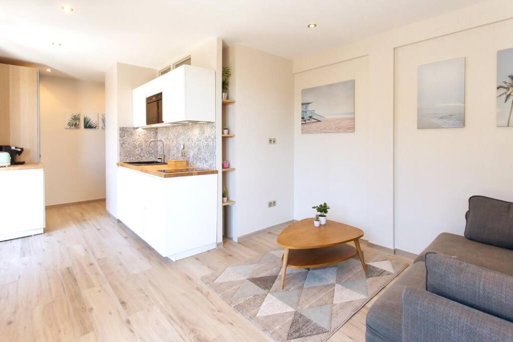 Apartament L36 Sea View Terrace 10Min Walking To Sea/Parking & Ac Nicea Zewnętrze zdjęcie