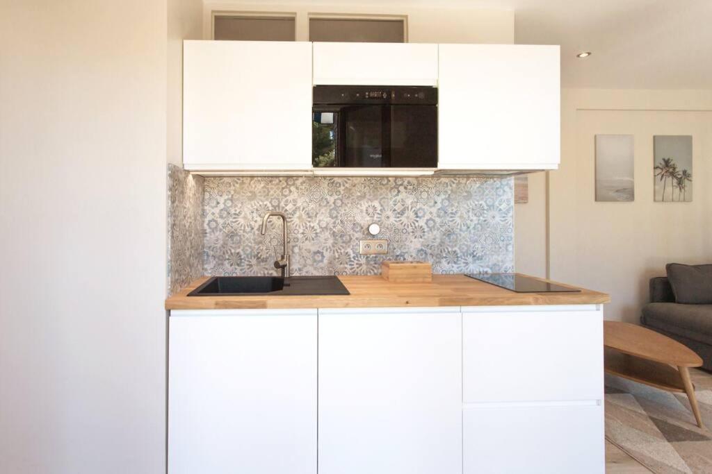 Apartament L36 Sea View Terrace 10Min Walking To Sea/Parking & Ac Nicea Zewnętrze zdjęcie